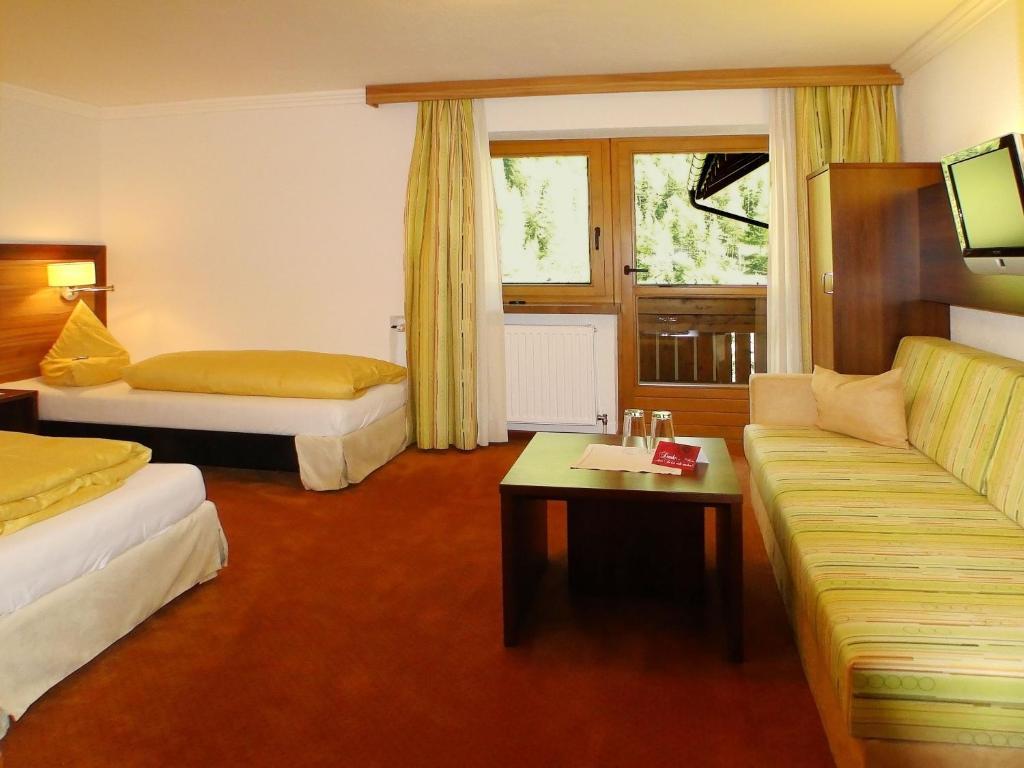 Hotel Garni Hainbacherhof Зельден Номер фото